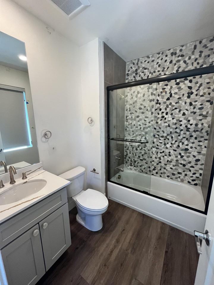 700 Riverside Drive - Photo 6 of 11