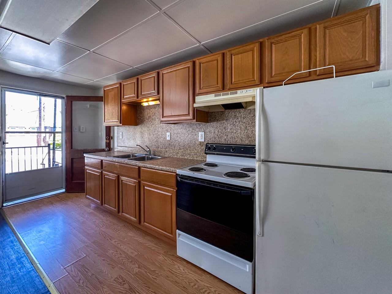 814-820 6th Street - Photo 7 of 14