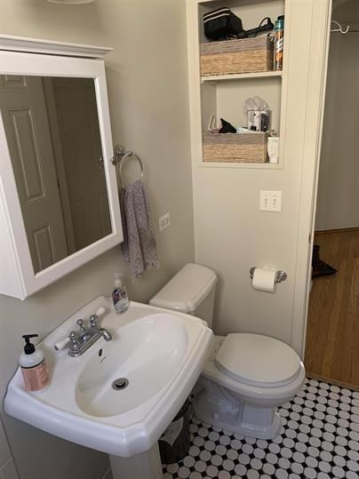 1423 West Farwell Avenue - Photo 5 of 12