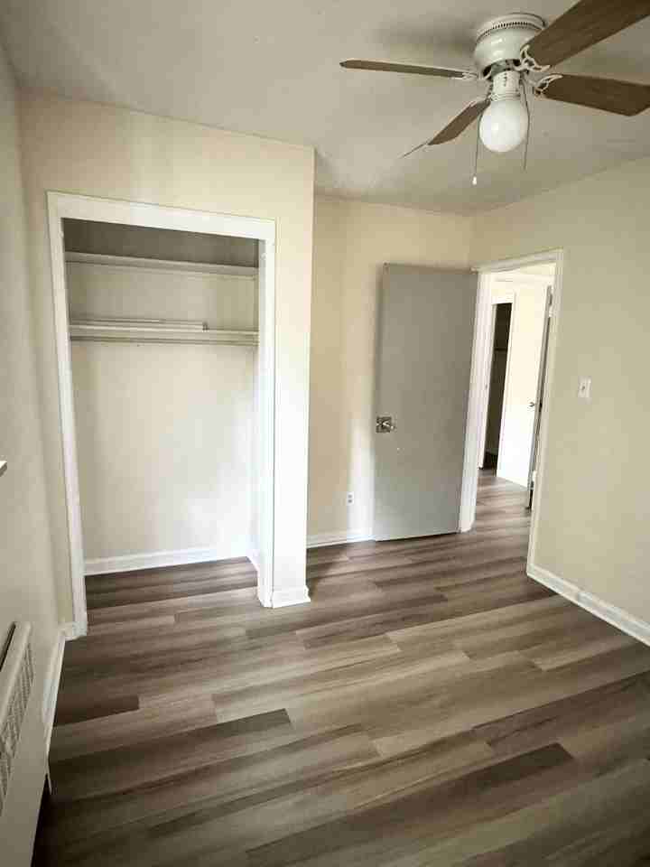 701 Greenwood Ave #701-4 - Photo 5 of 9