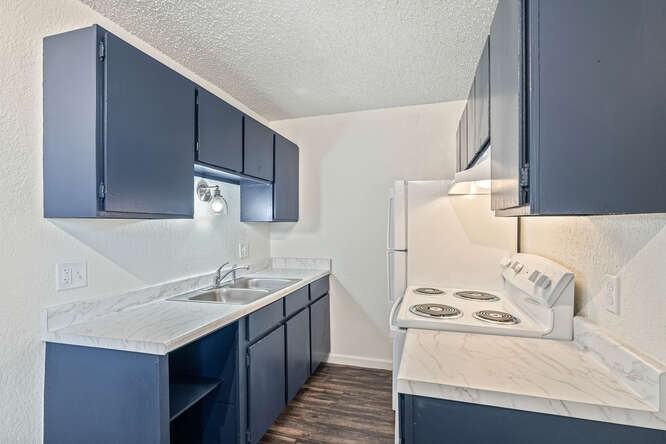 1377-1397 Laredo St./ 16415 14th Pl. - Photo 6 of 17