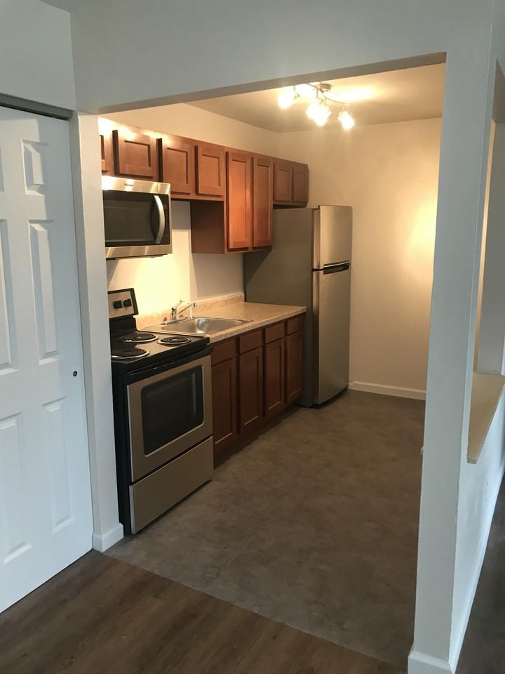 1205 Moran Avenue - Photo 2 of 21