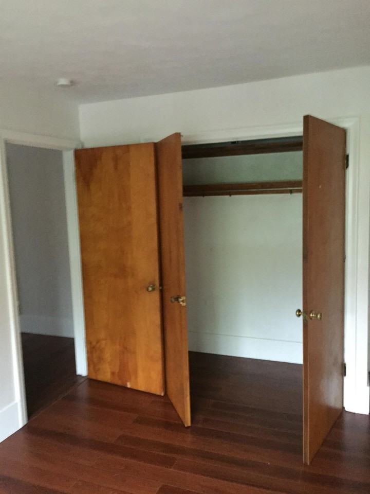 1919 Ottawa Drive - Photo 7 of 20