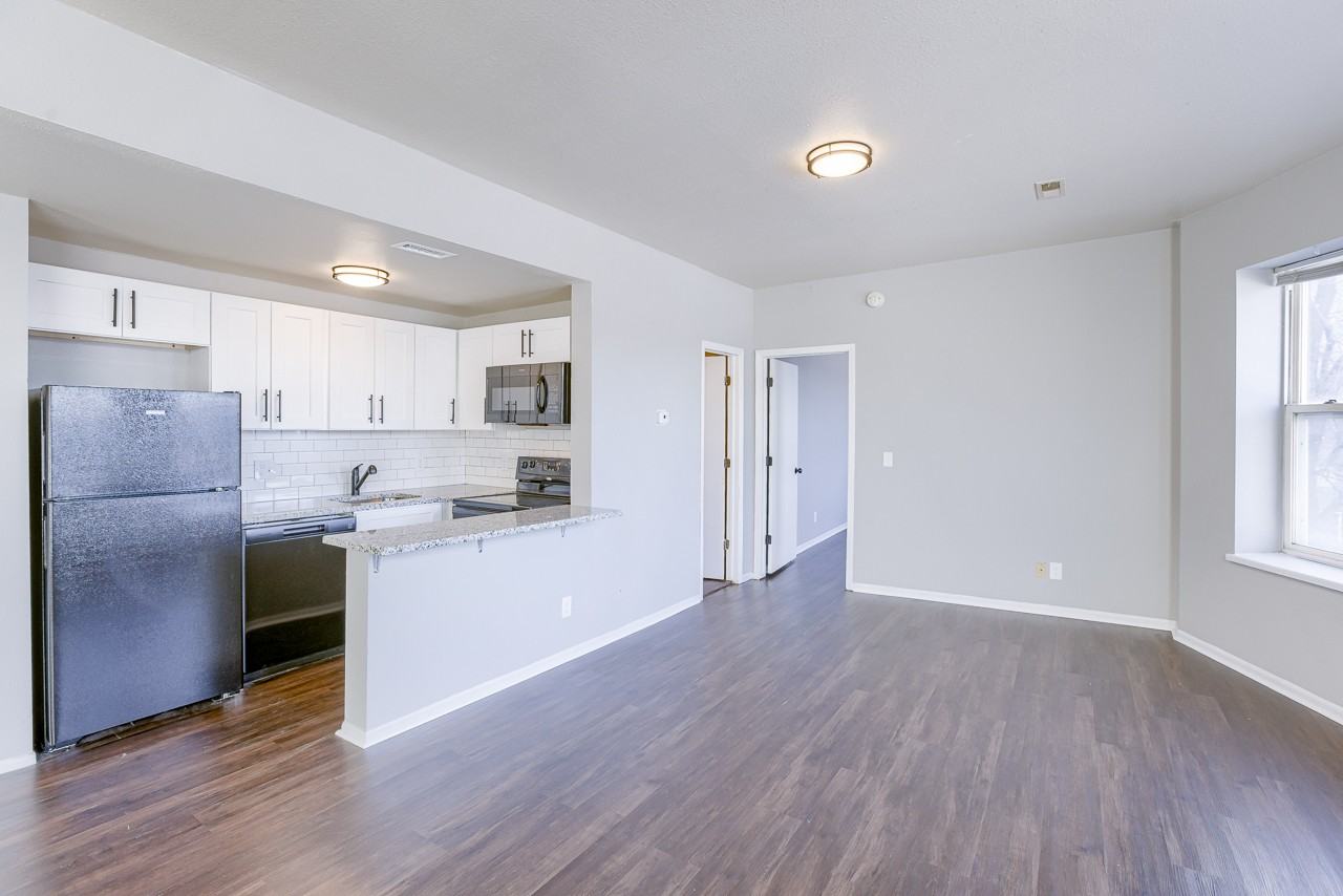 210 South 24th Street - Photo 7 of 19