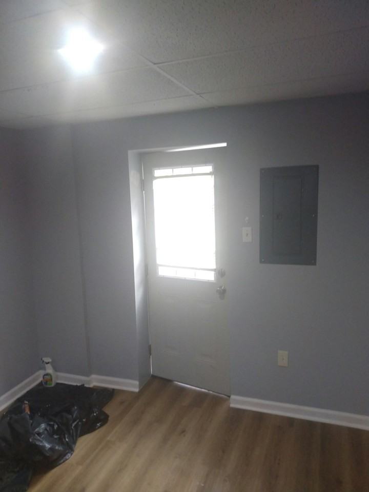 113 Oak Street, Unit Apartment 2 - Photo 3 of 5