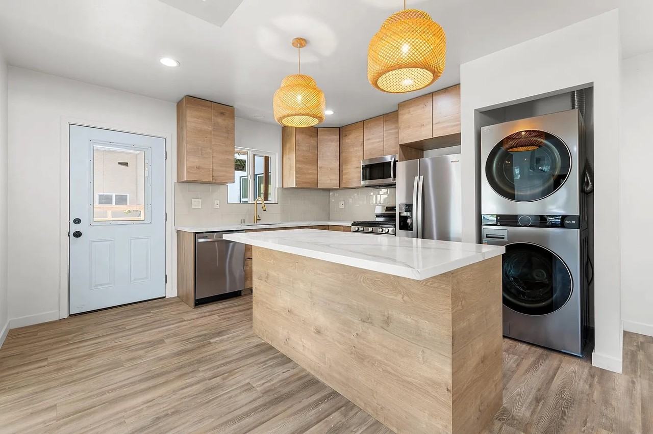 Villa Terrace - Photo 3 of 11