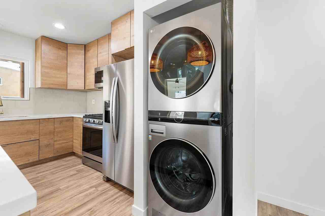 Villa Terrace - Photo 5 of 11