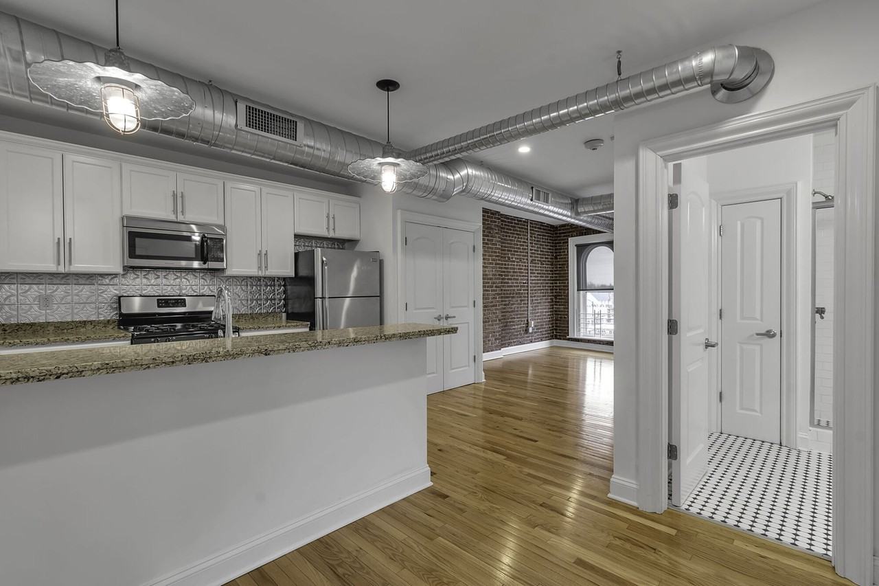 The Fenton Apartments - Photo 5 of 21