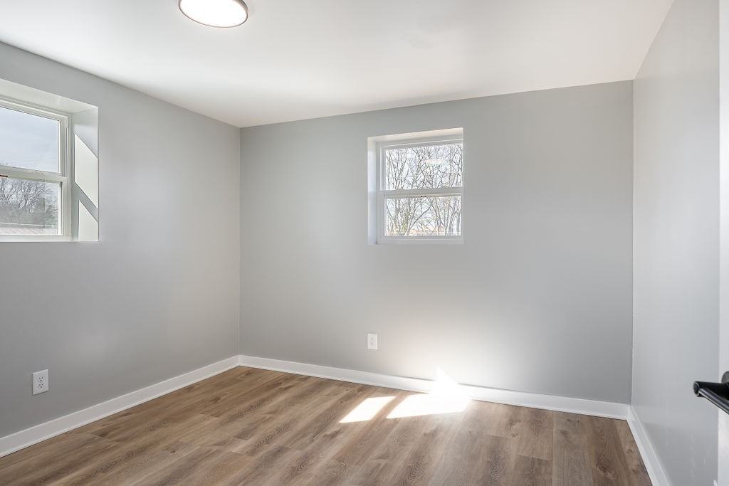 Genesis Apartments 650 - Photo 4 of 6