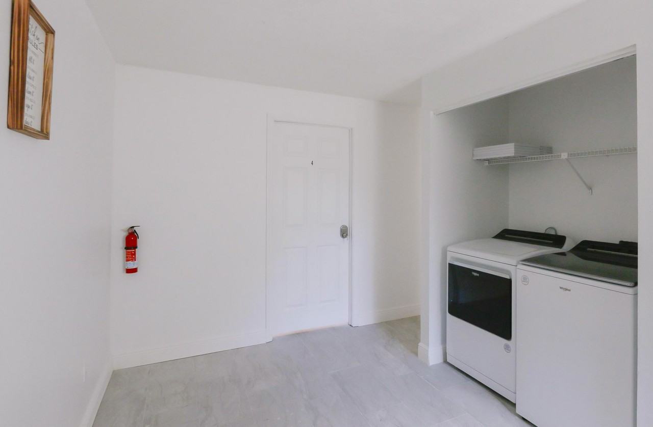 N 52nd St - Photo 6 of 16