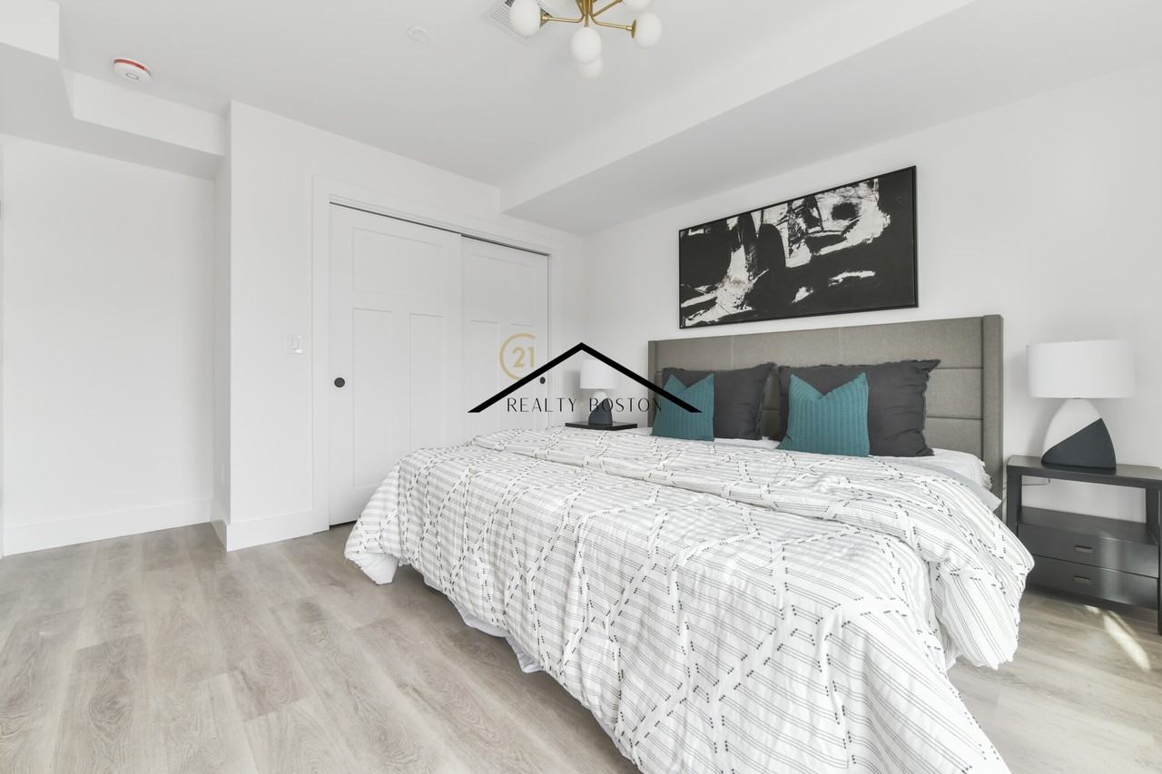 10 Geneva St #6 - Photo 7 of 21