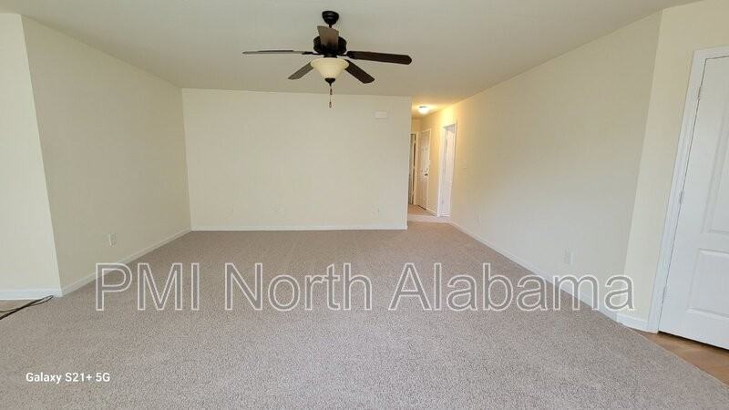 29979 Abbeywood Ln - Photo 3 of 27