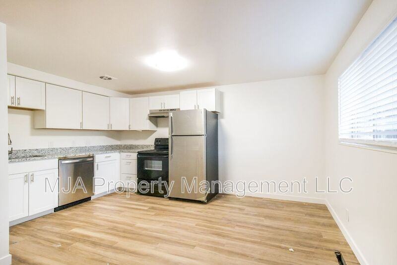 216 Southwestplex #1 - Photo 3 of 19