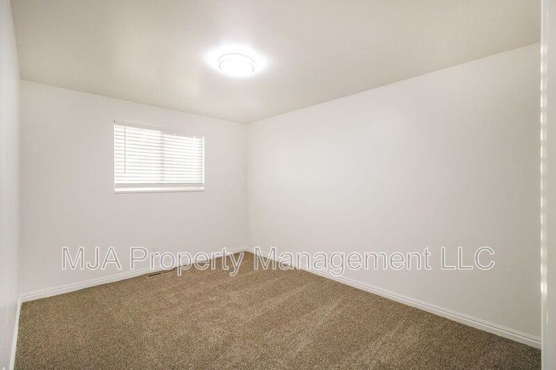 216 Southwestplex #1 - Photo 4 of 19