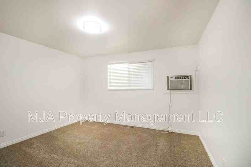 216 Southwestplex #1 - Photo 5 of 19