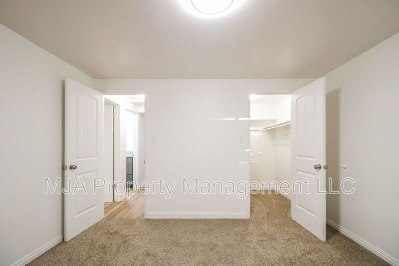 216 Southwestplex #1 - Photo 6 of 19