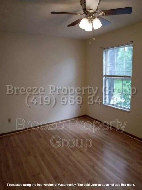 156 W Dewey Ave - Photo 2 of 3