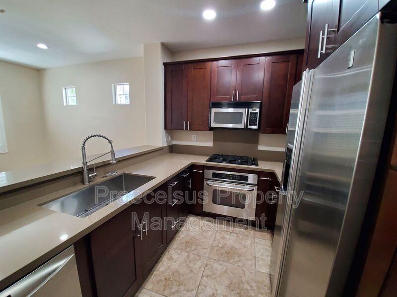 2175 Condor Dr #55 - Photo 4 of 10