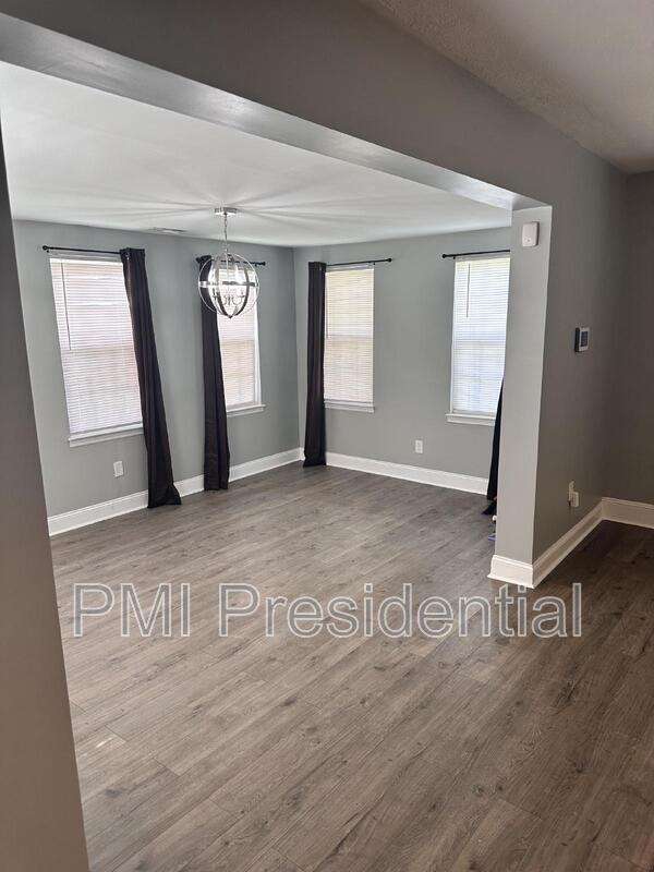 114 Conduit Rd - Photo 3 of 11