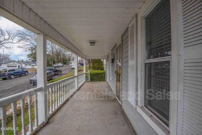 703 W 2nd Ave - Photo 5 of 16