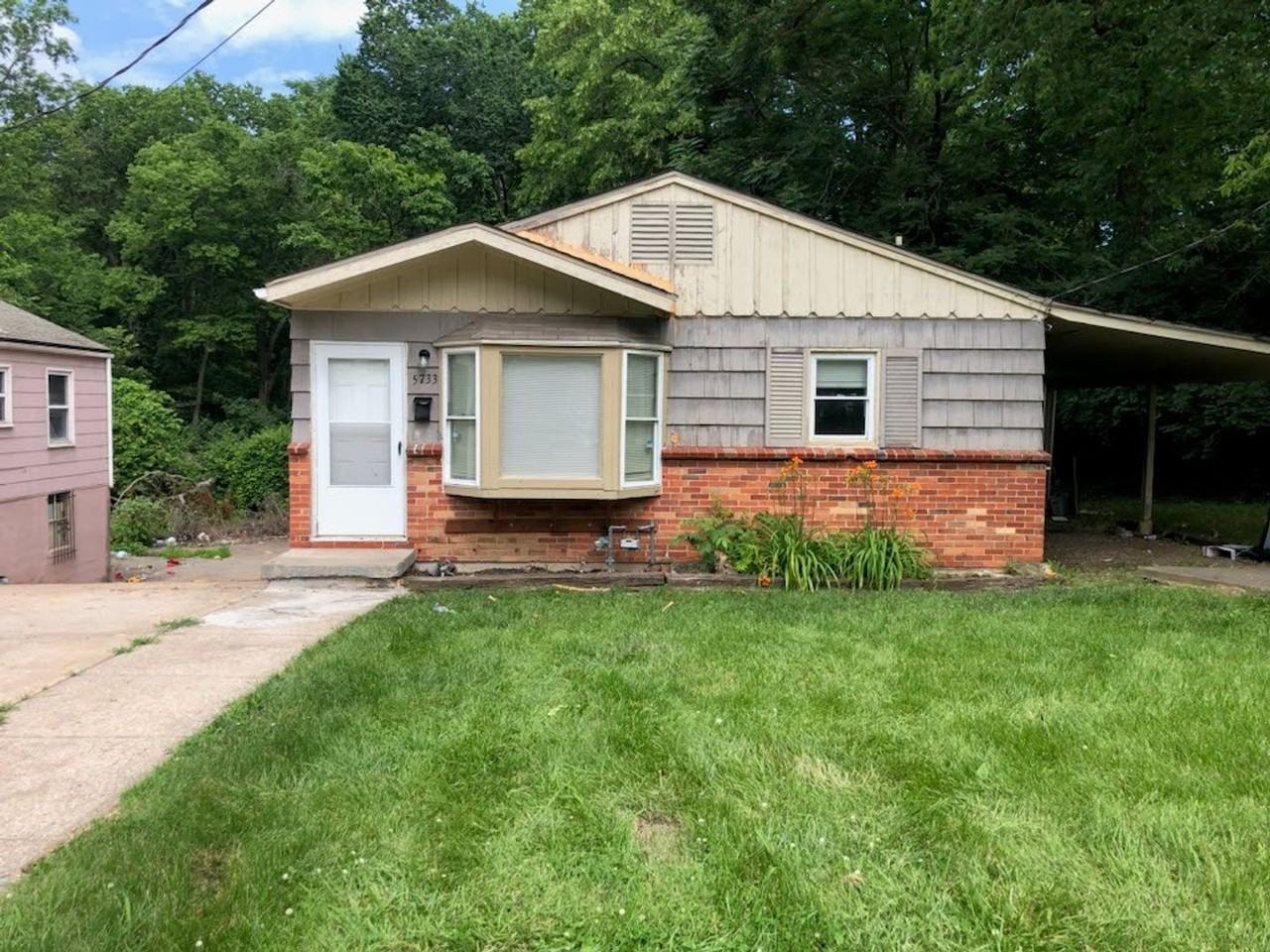 5733 Jackson Ave - Photo 3 of 23