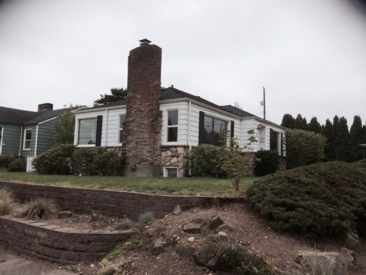 1321 N 82nd St - Photo 2 of 18