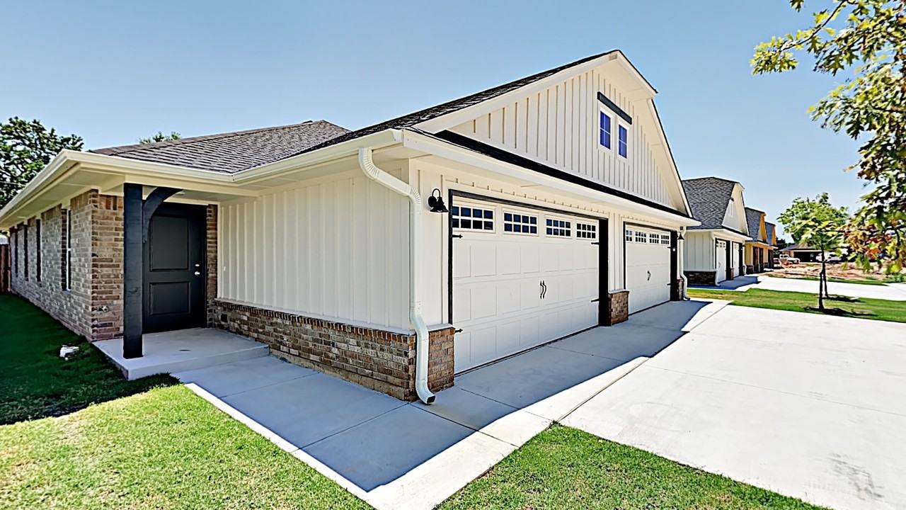 4922 Avion Ct - Photo 2 of 17
