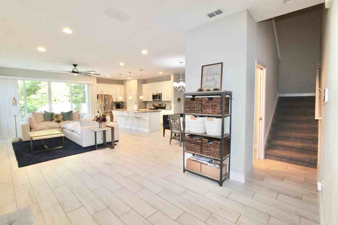 534 Lake Wildmere Cv - Photo 7 of 46