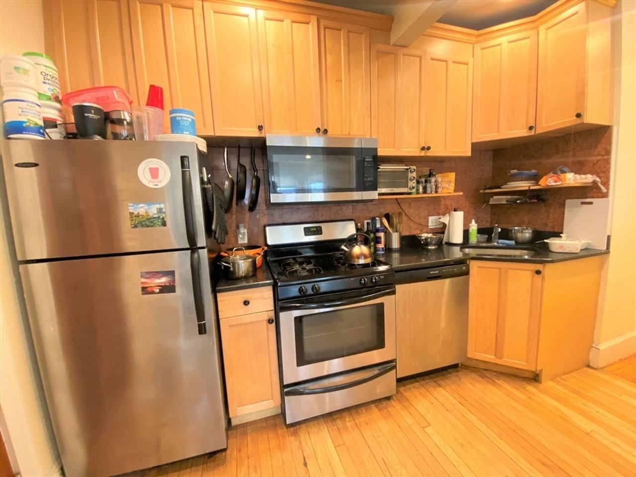 75 Babcock St - Photo 7 of 9