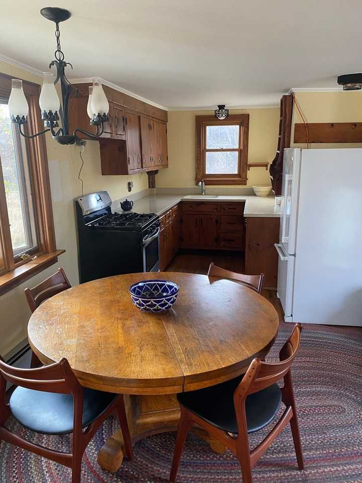 44 Stanley Hill Rd - Photo 3 of 50