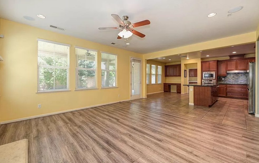 2153 Red Setter Ct - Photo 3 of 13