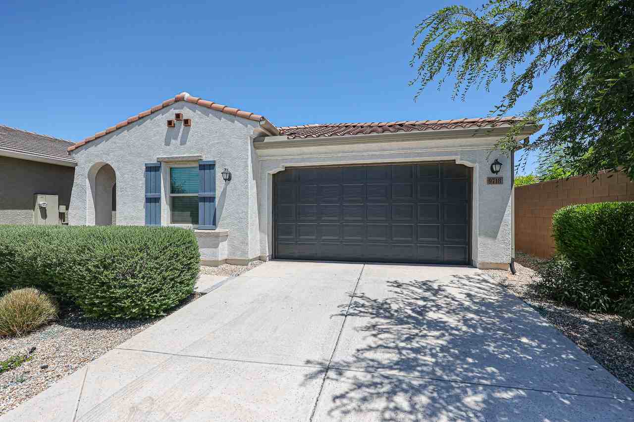 9718 E Tahoe Ave - Photo 2 of 44