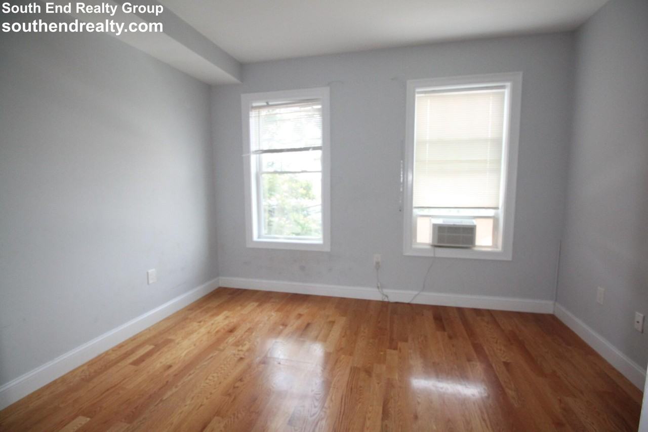 108 Main St - Photo 6 of 22