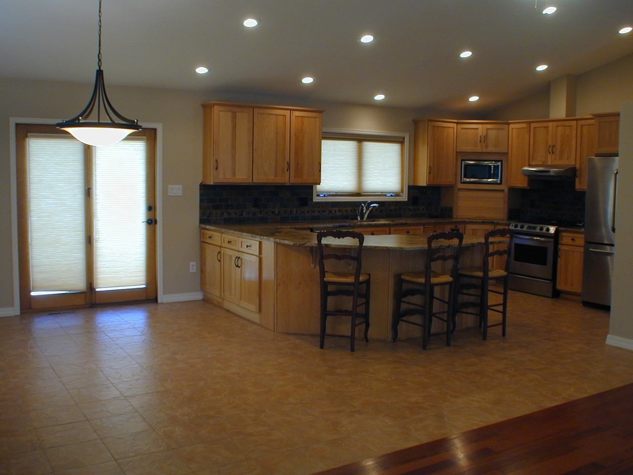 314 Savannah Dr - Photo 4 of 32