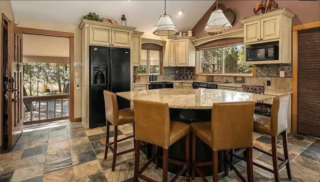 8910 State Route 903 - Photo 3 of 7