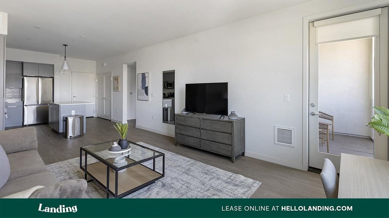 9235 W Russell Rd - Photo 5 of 50