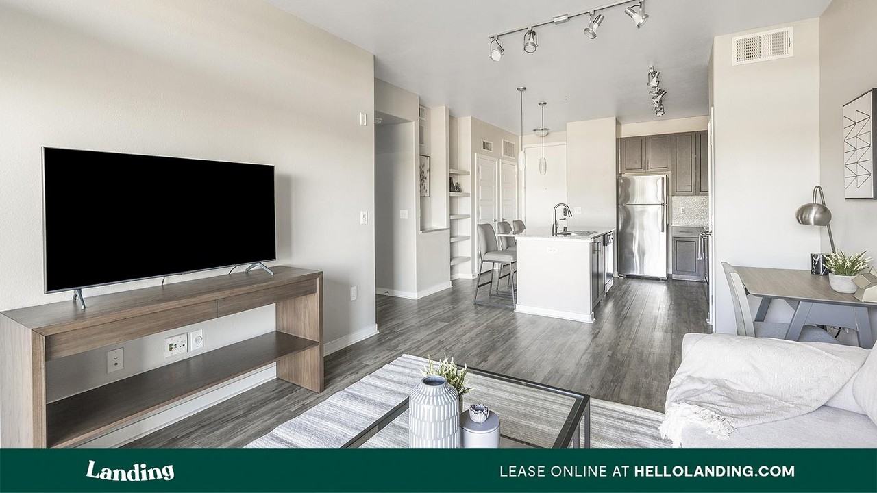 1260 E University Dr - Photo 5 of 50