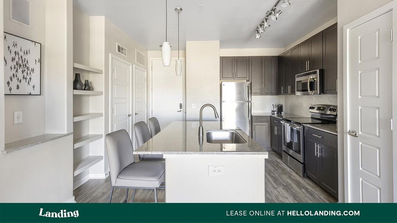 1260 E University Dr - Photo 6 of 50