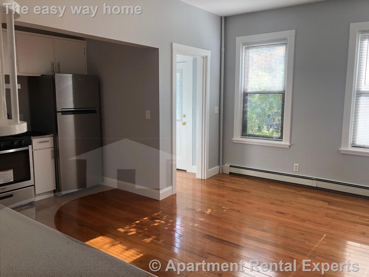 564 Putnam Ave #1R - Photo 3 of 15
