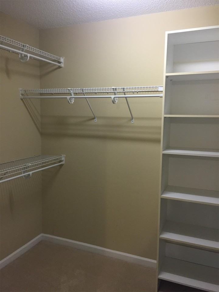 300 Steedmont Dr - Photo 6 of 15