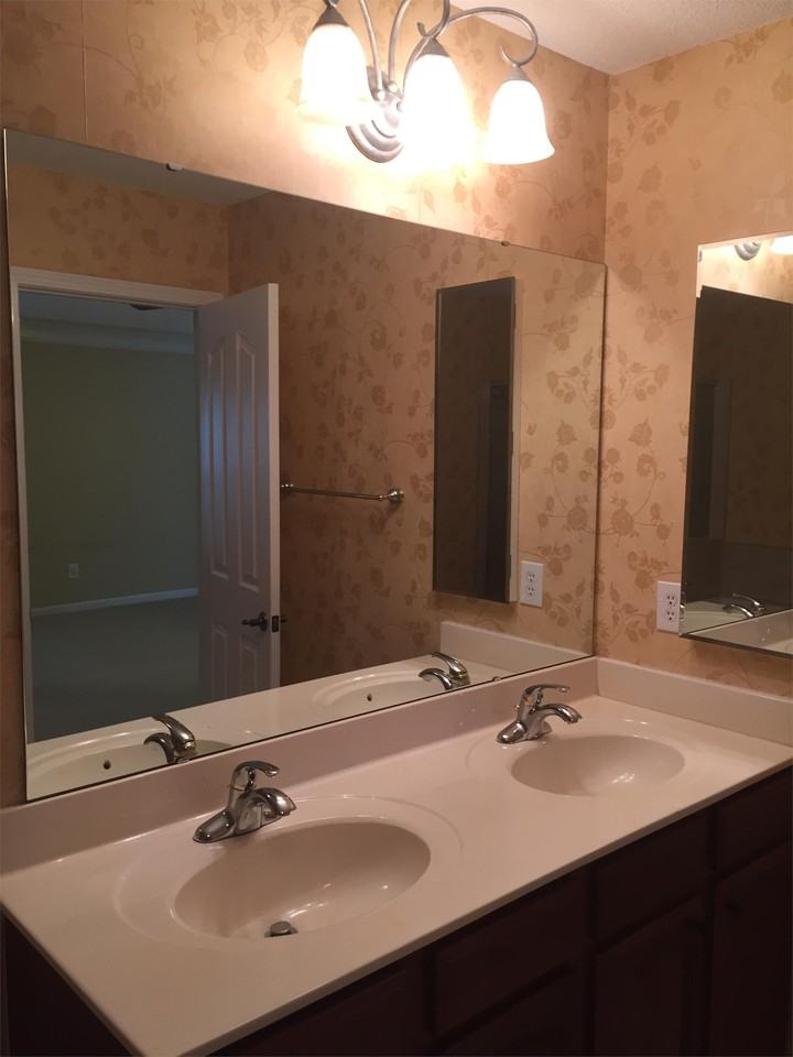 300 Steedmont Dr - Photo 7 of 15