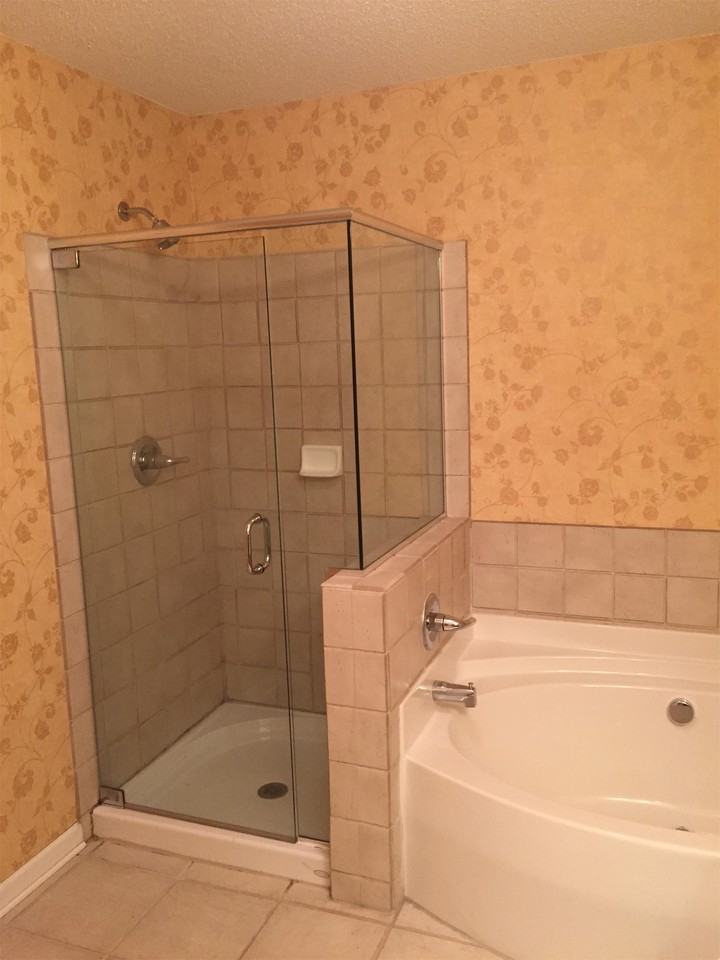 300 Steedmont Dr - Photo 6 of 15