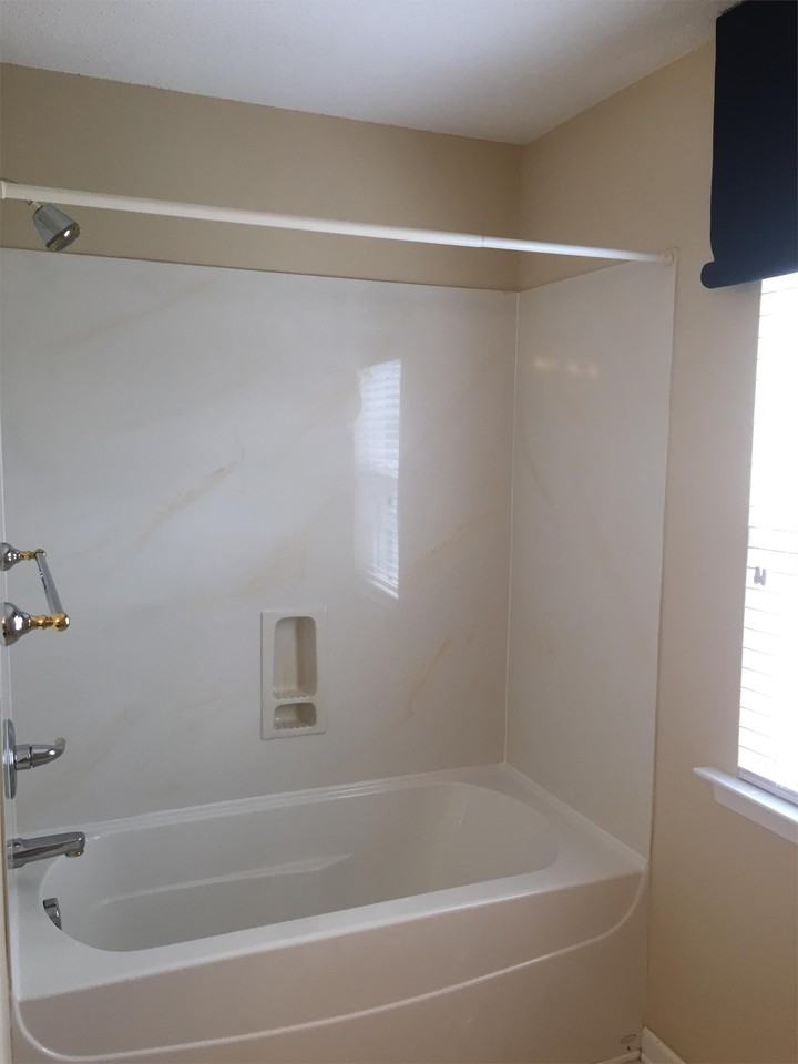 300 Steedmont Dr - Photo 2 of 15