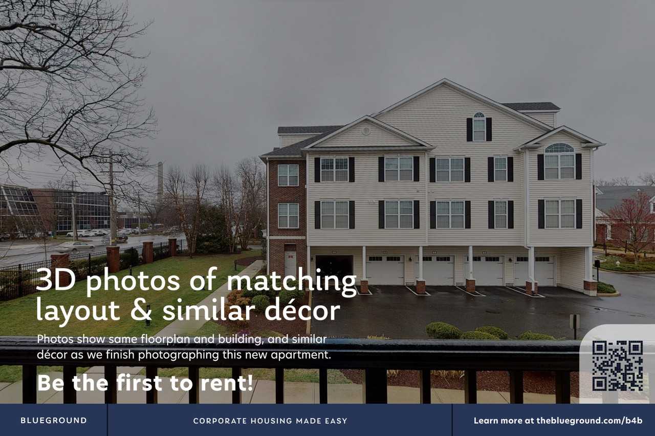 998 Stewart Avenue - Photo 5 of 15