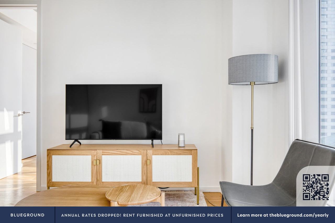 18 W 48th St #670 - Photo 3 of 22