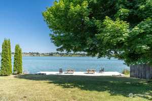 featured image of 3013 W Lakeside Dr #5