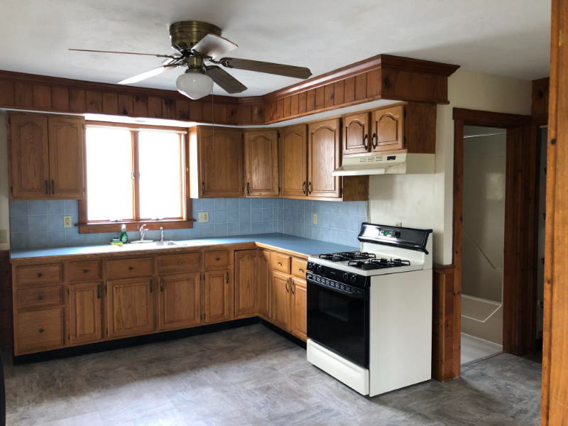 6 Peck St #2 - Photo 2 of 12