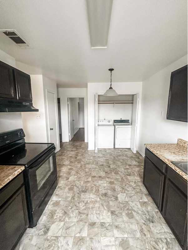 1604 Windward Dr #D - Photo 7 of 17