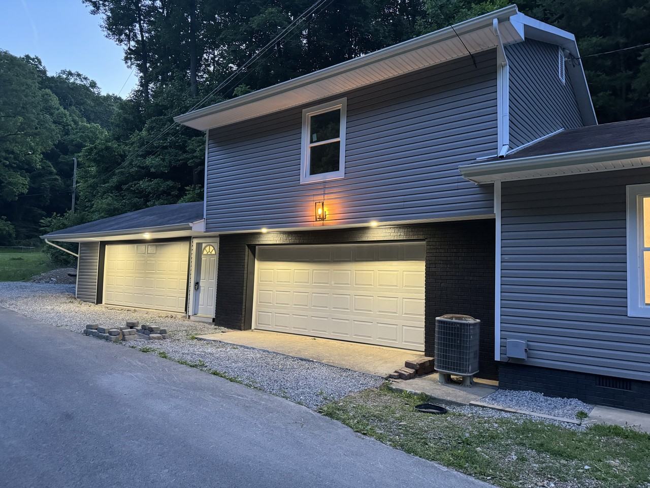 536 Whitley Ln #NA - Photo 3 of 18