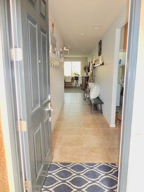 693 Kaweah Ave #NA - Photo 4 of 28